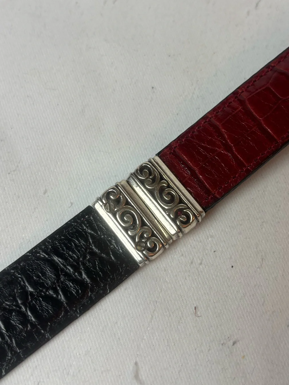 Brighton Black Red Croc Reversible Belt Women’s Small Western Ornate 26”-30”